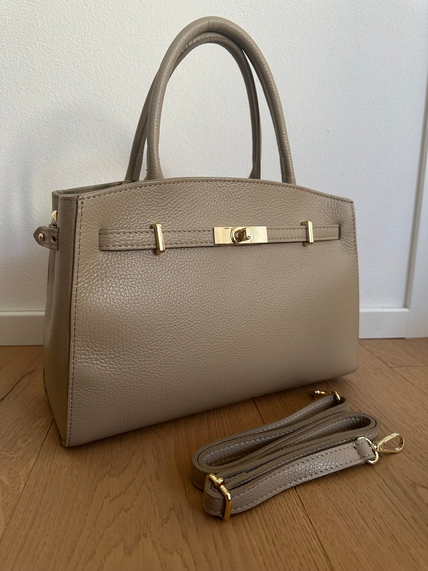 AMELIA medium- Vera pelle