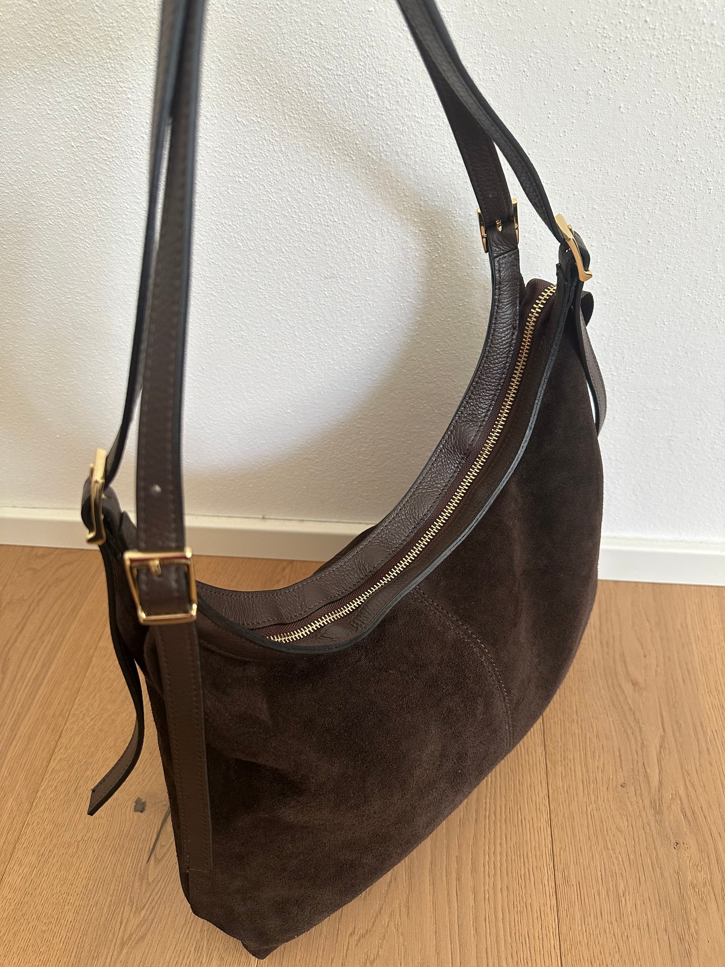 LIDIA hobo- suede