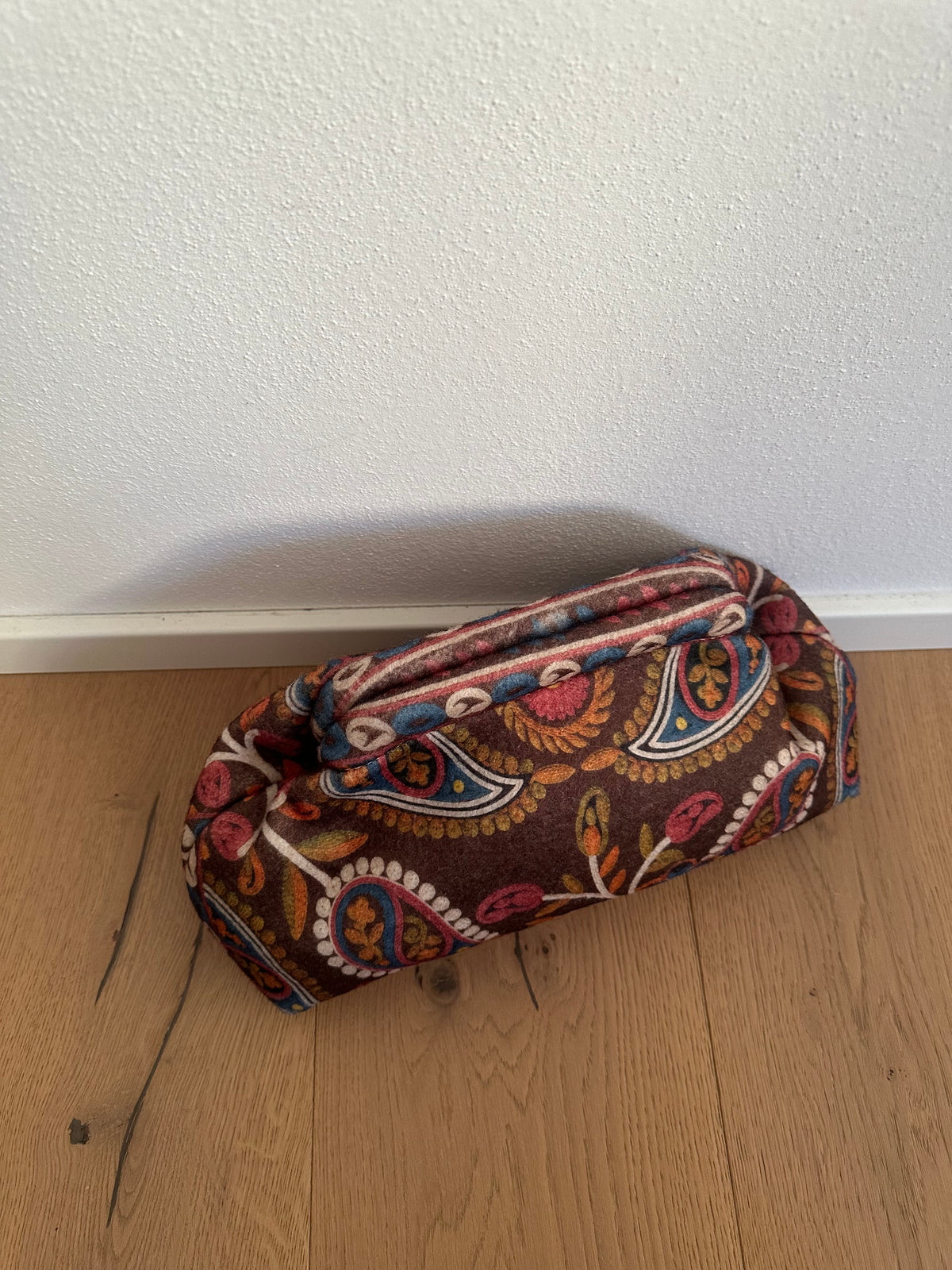 POCHETTE ETRA- tracolla a catena