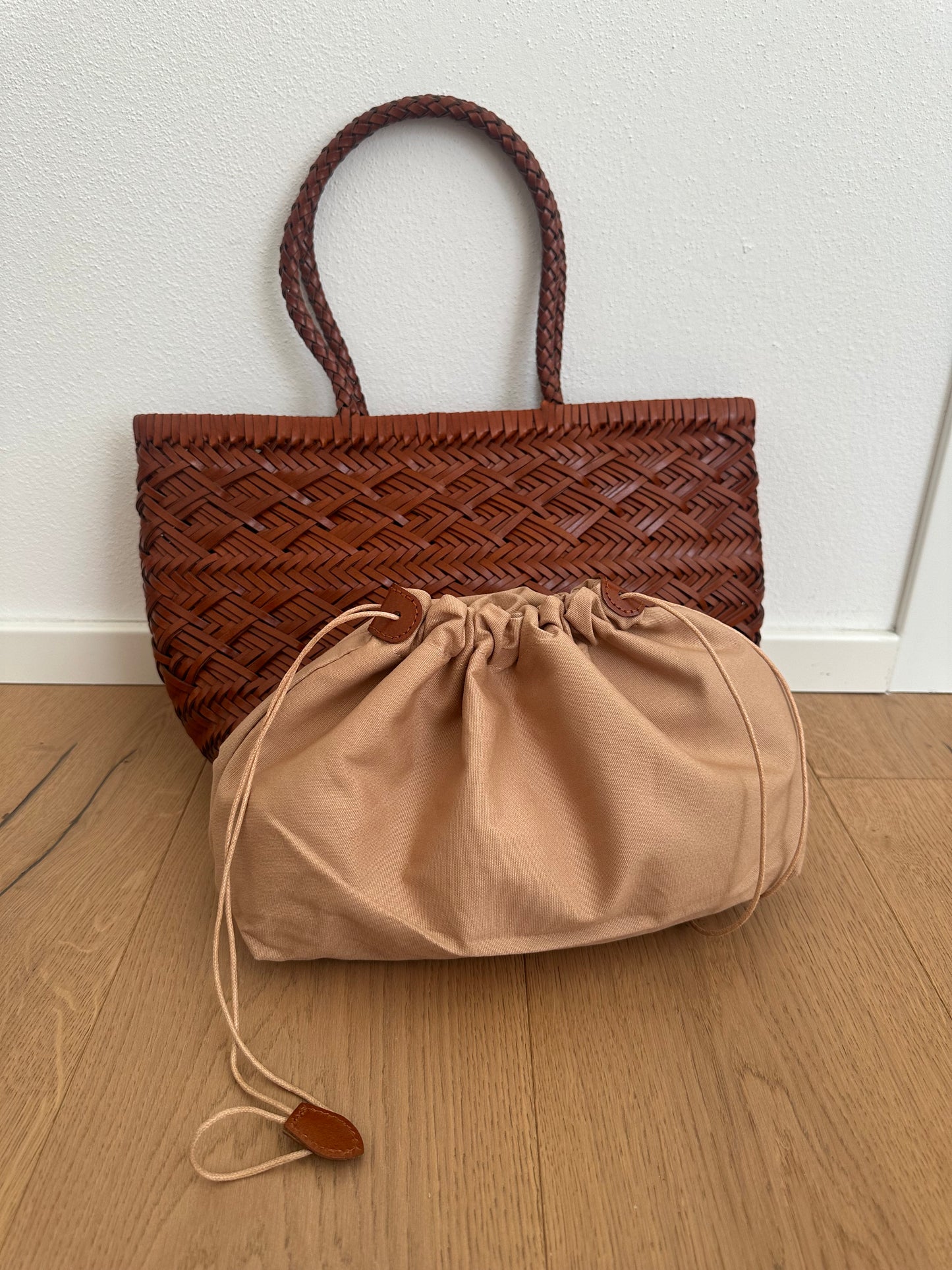 LEYA MEDIUM - tote bag intrecciata