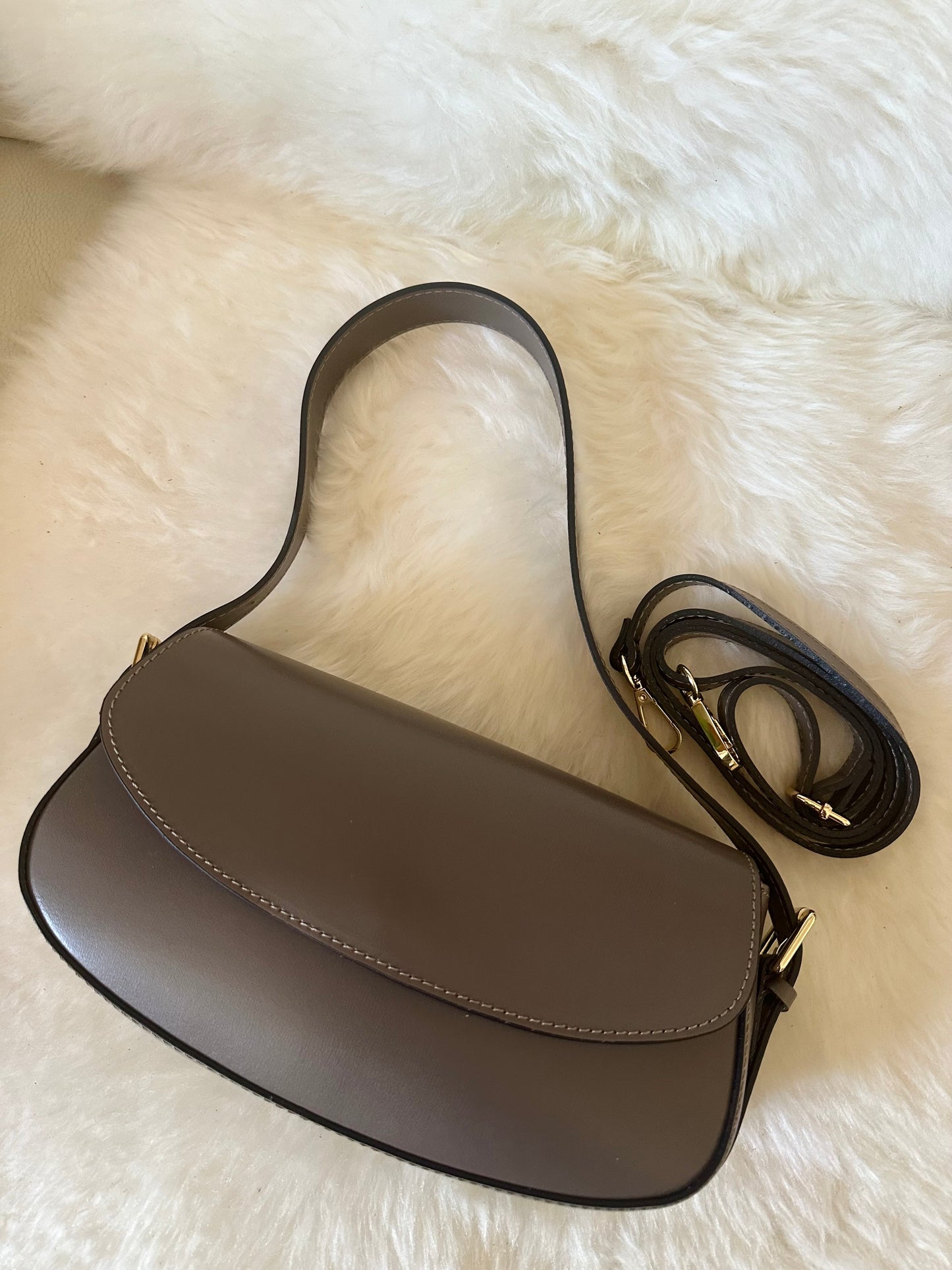 LISA - minimal shoulder bag