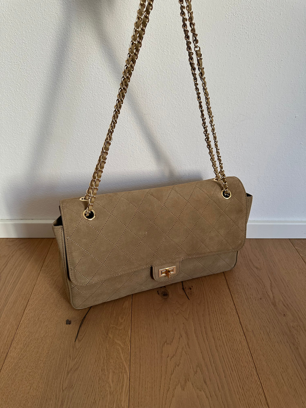 IRINA- borsa con tracolla a catena