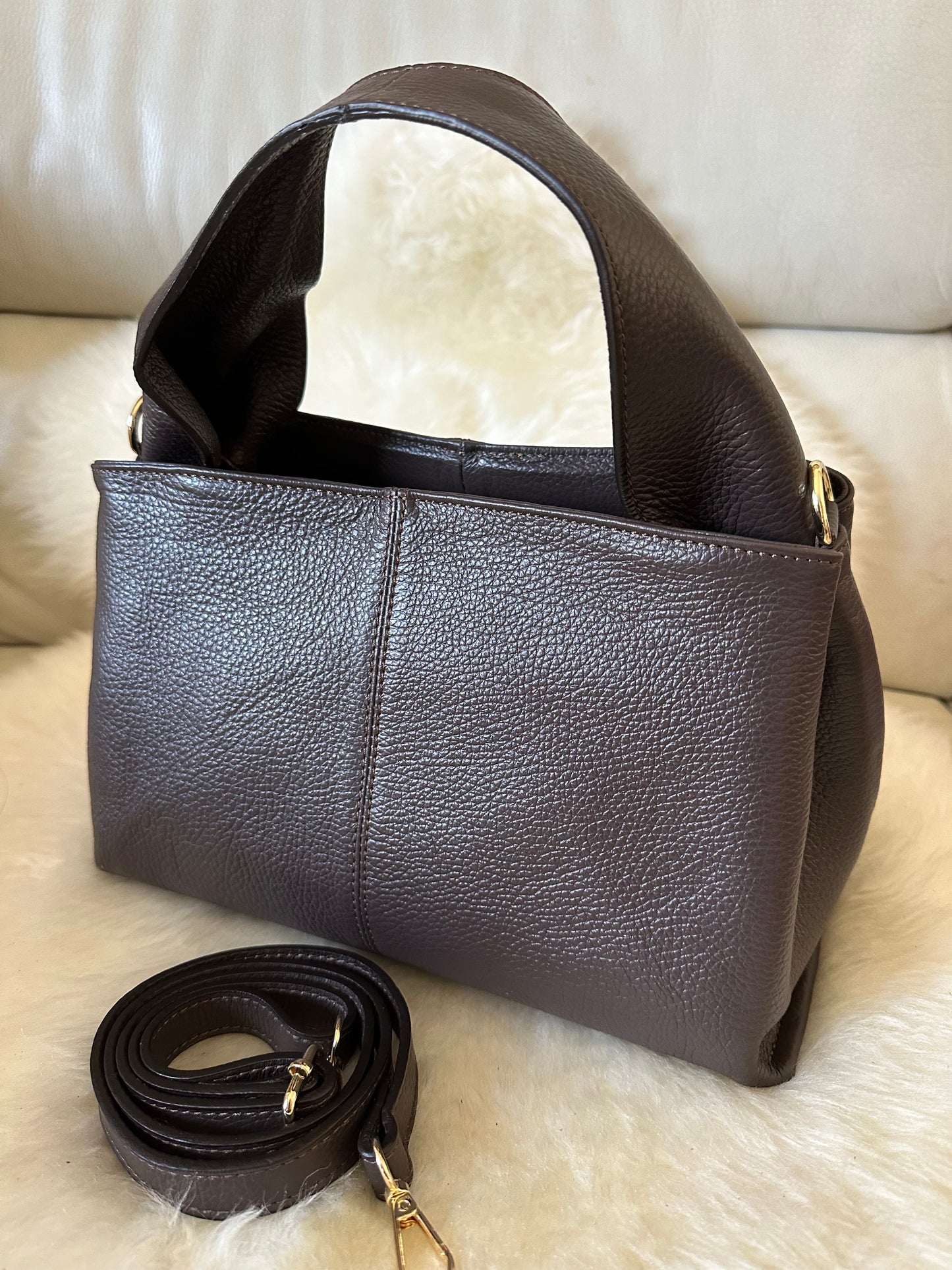 ZOE - Handbag with shoulder strap