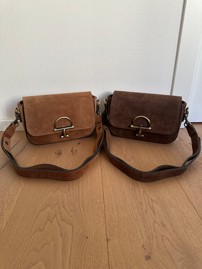 COWY suede- crossbody