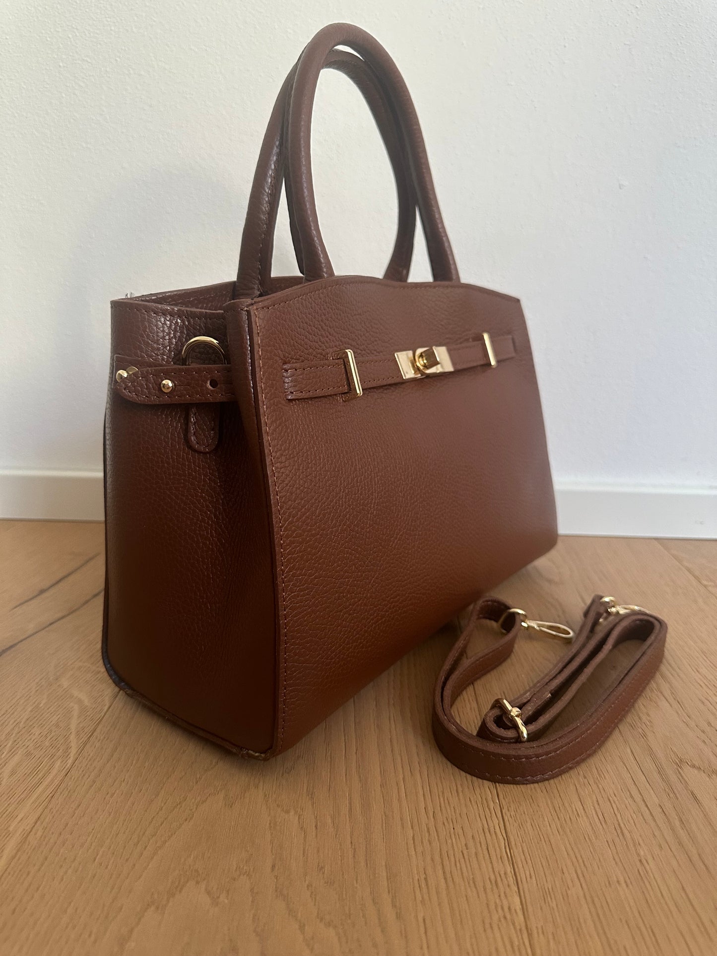 AMELIA medium- Vera pelle