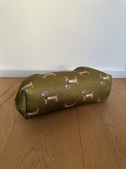 POCHETTE BASSOTTO- tracolla a catena