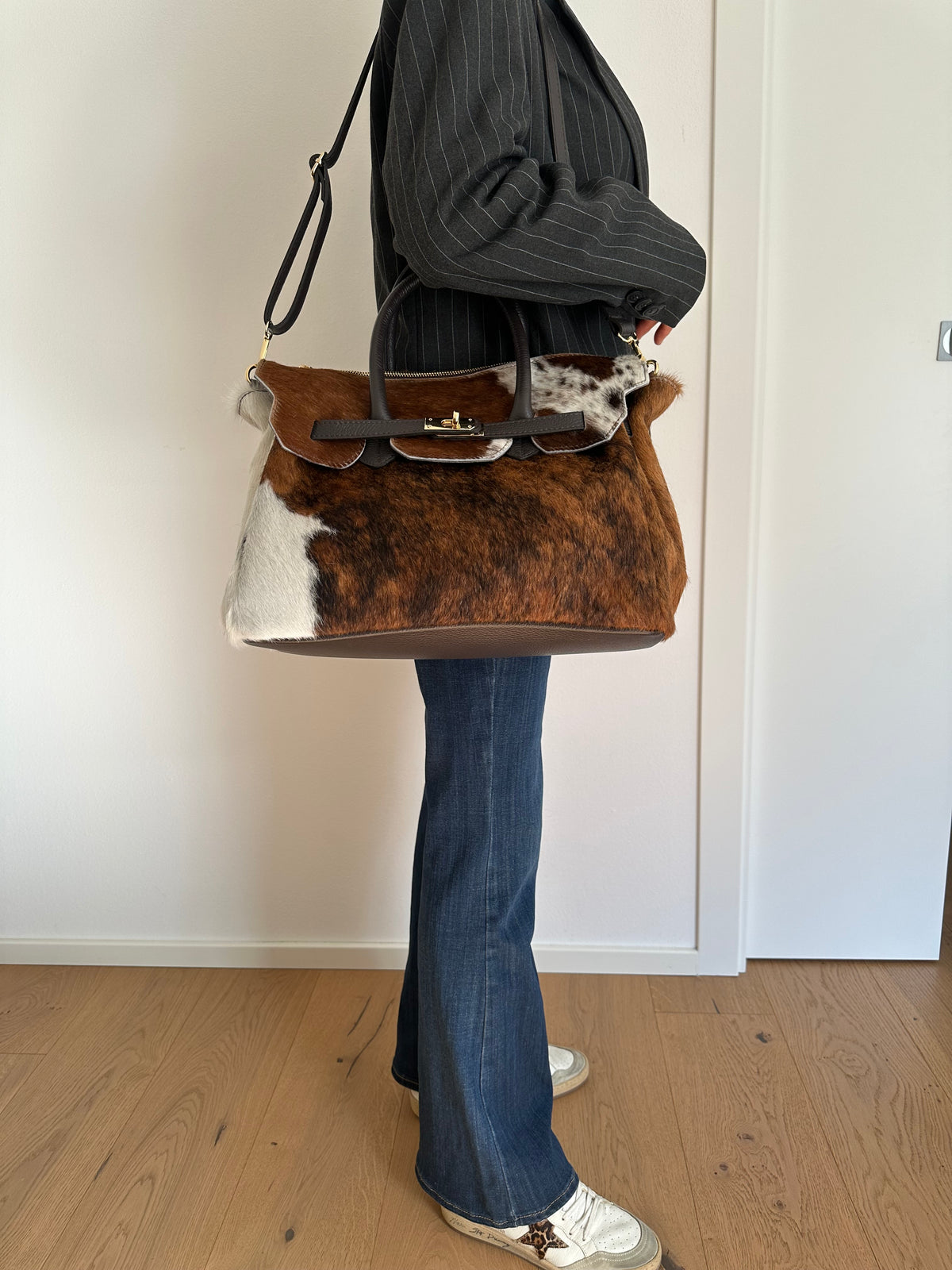 CHARLOTTE LARGE cavallino- con tracolla