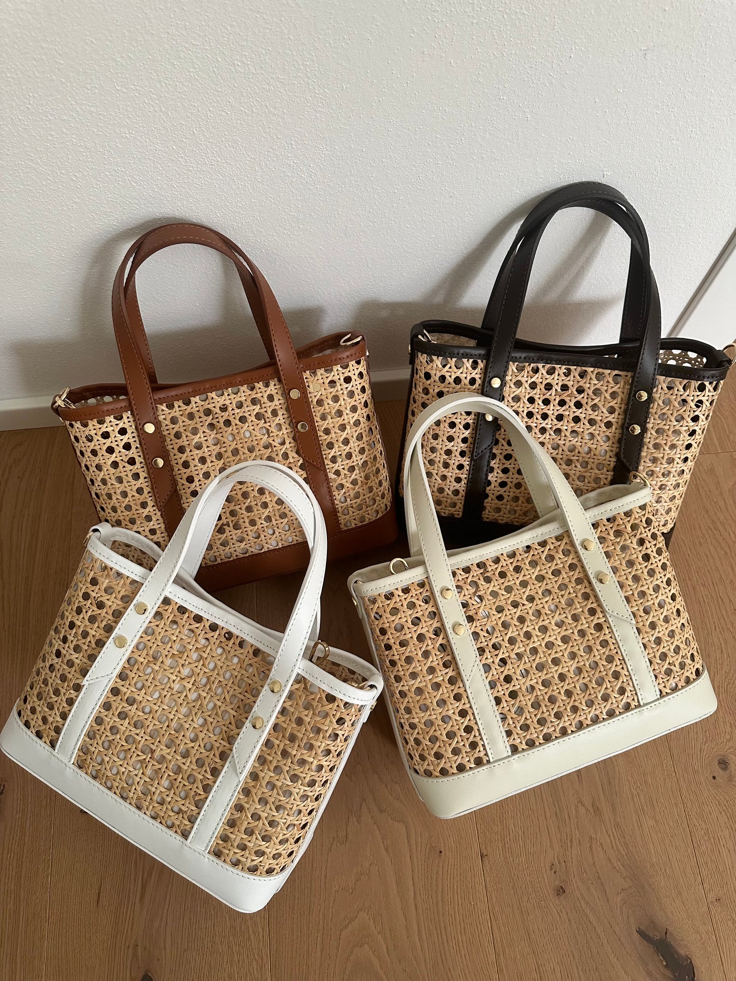 WIEN - mittelgroßer Shopper