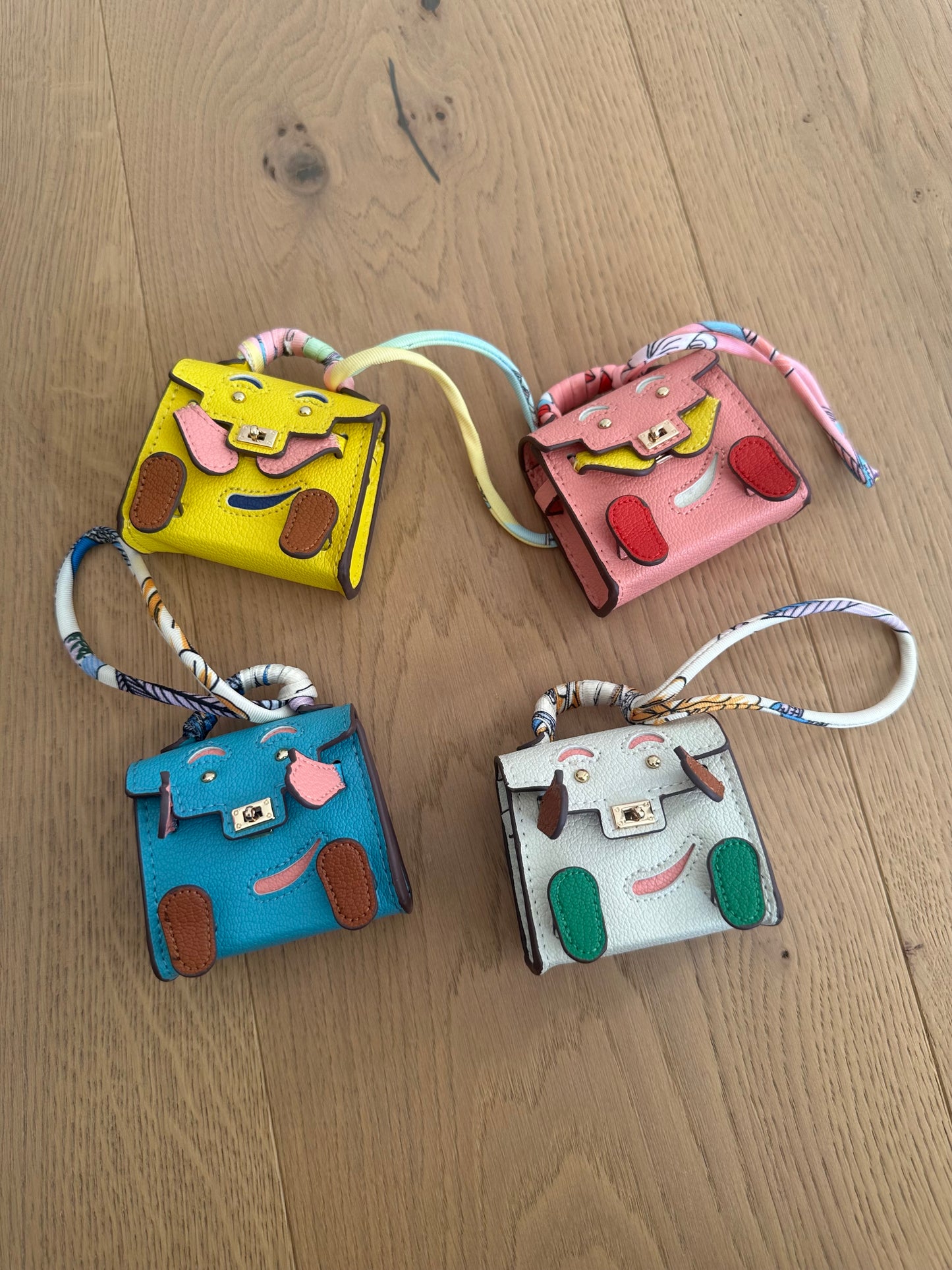 BAG CHARMS- Kelly