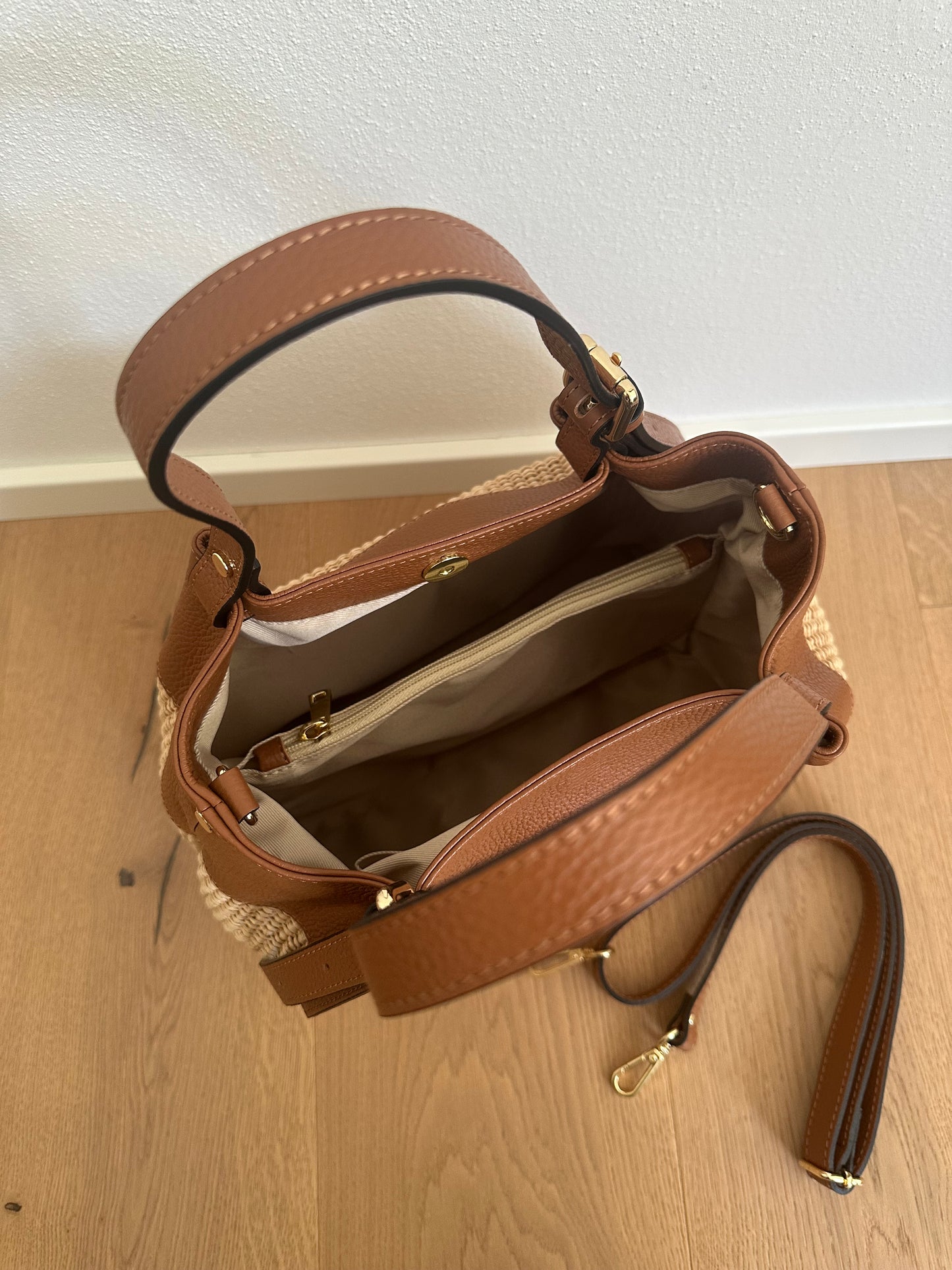 VANESSA- shoulder bag