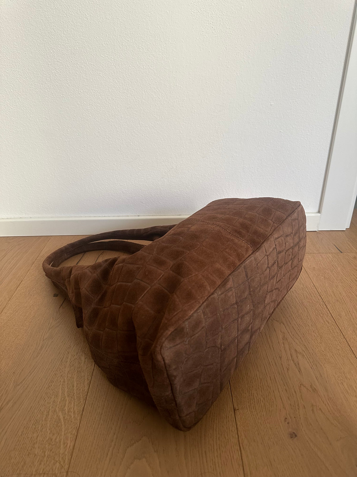 THEA - suede stampa coccodrillo
