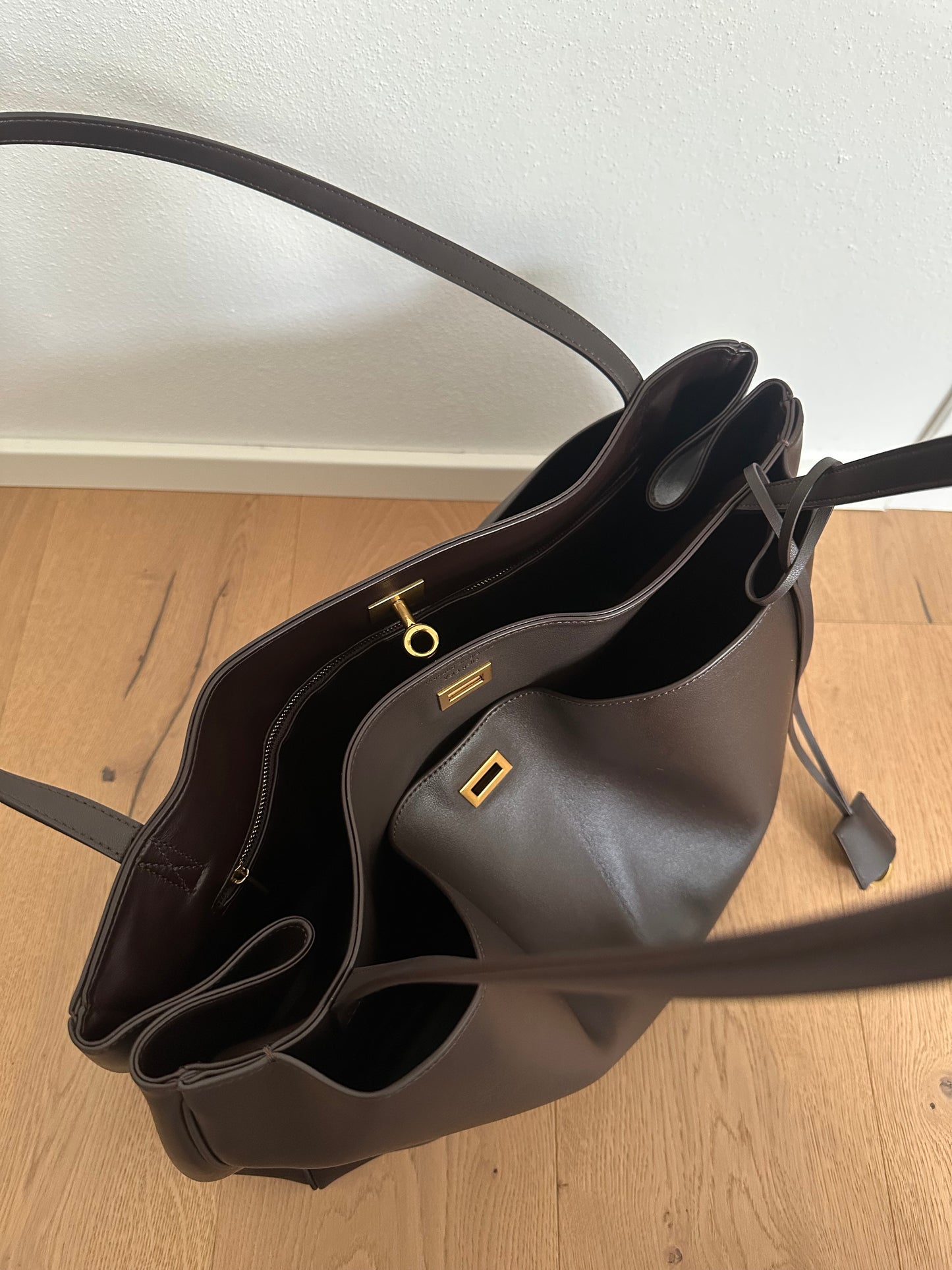 TAYLOR - maxi shoulder bag