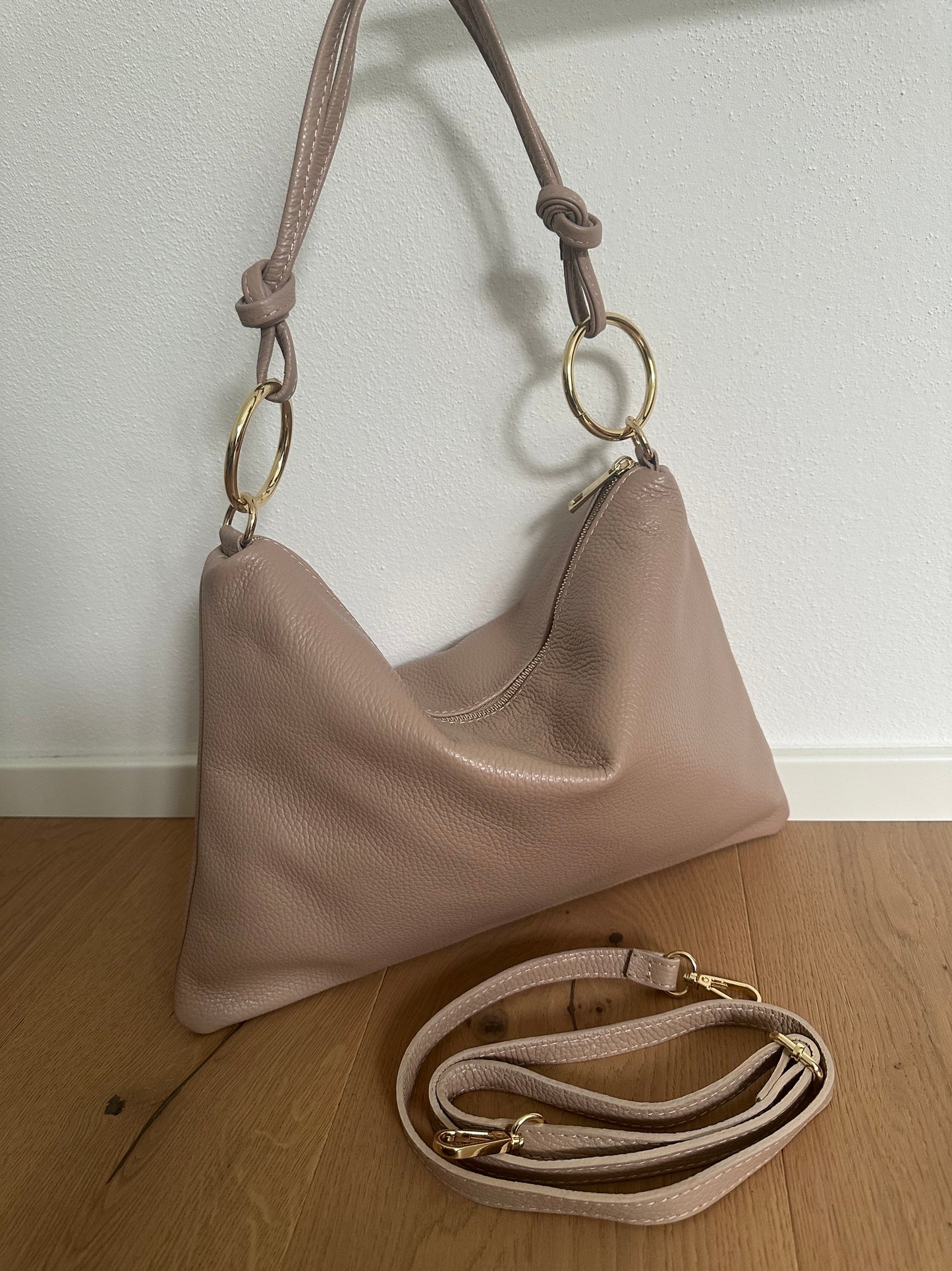 SAM - Real leather