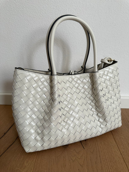 PETRA- woven bag