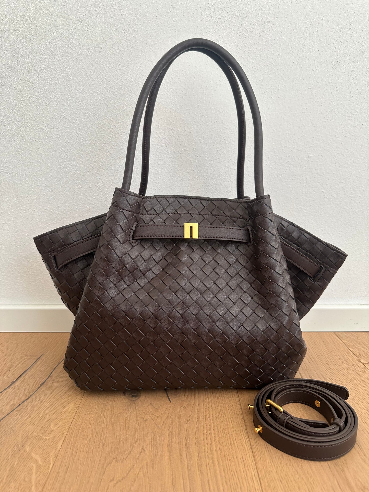 CAROL- woven shoulder bag