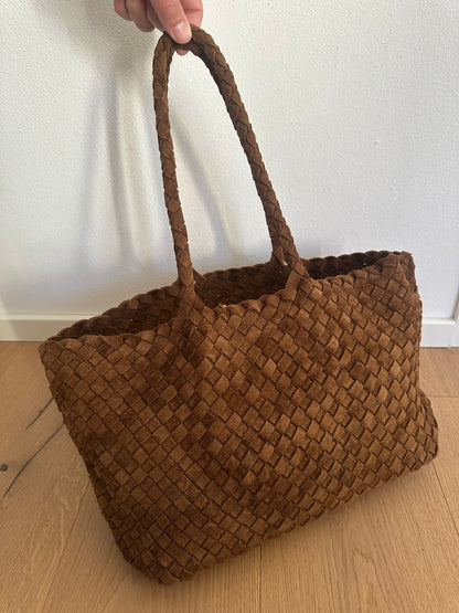 LEONIE- woven suede