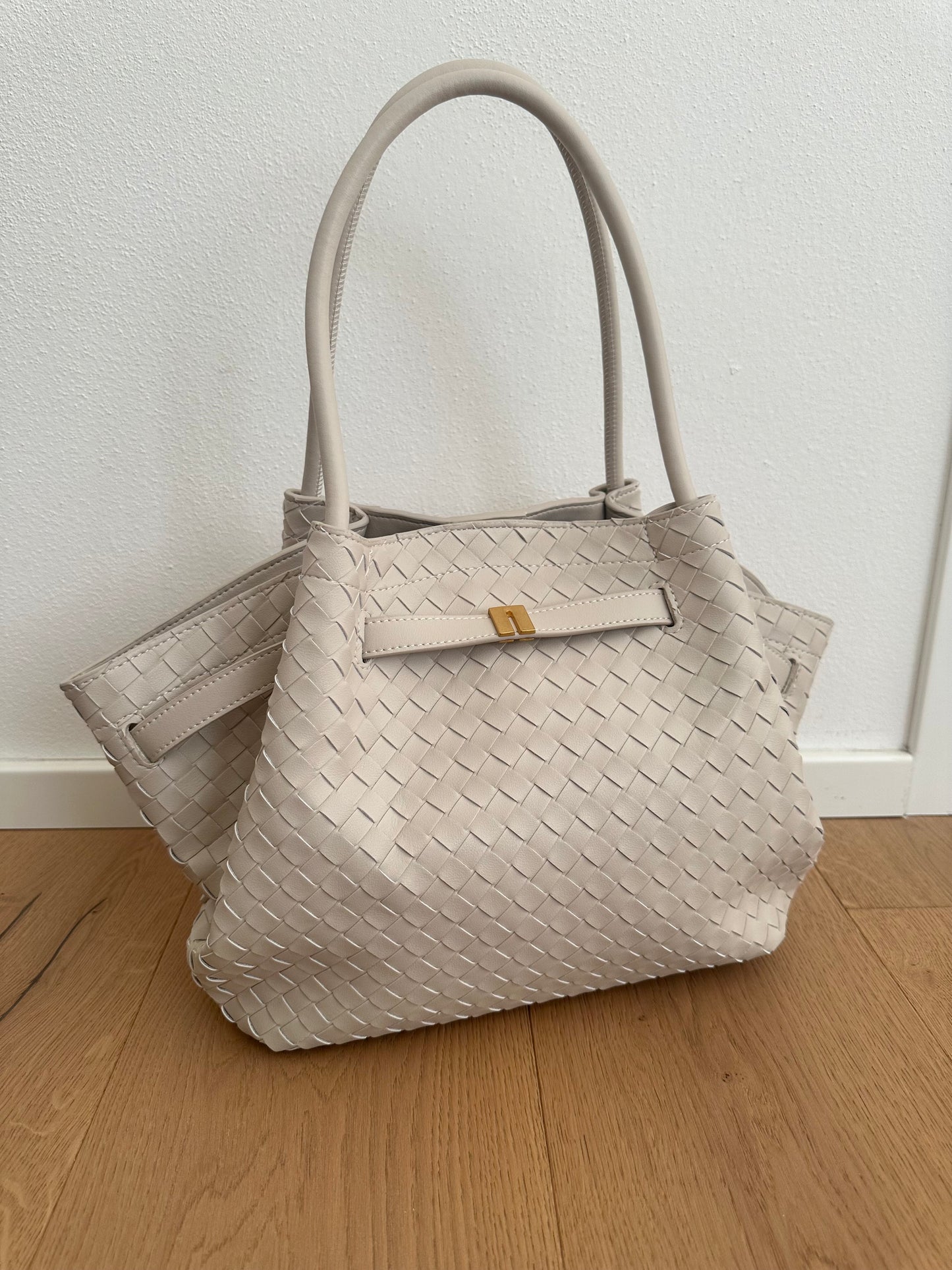 CAROL- woven shoulder bag