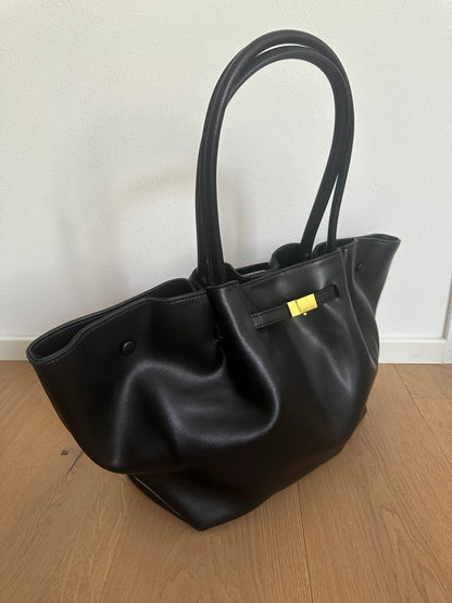 CHRISTIN LARGE- shoulder