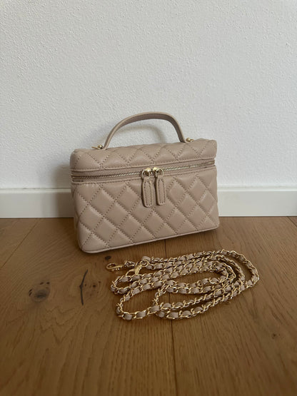 LUSY- vanity case con catena