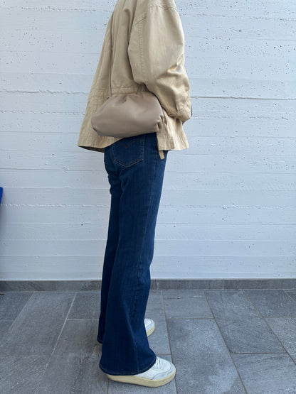 TANIA SMALL- Vera pelle