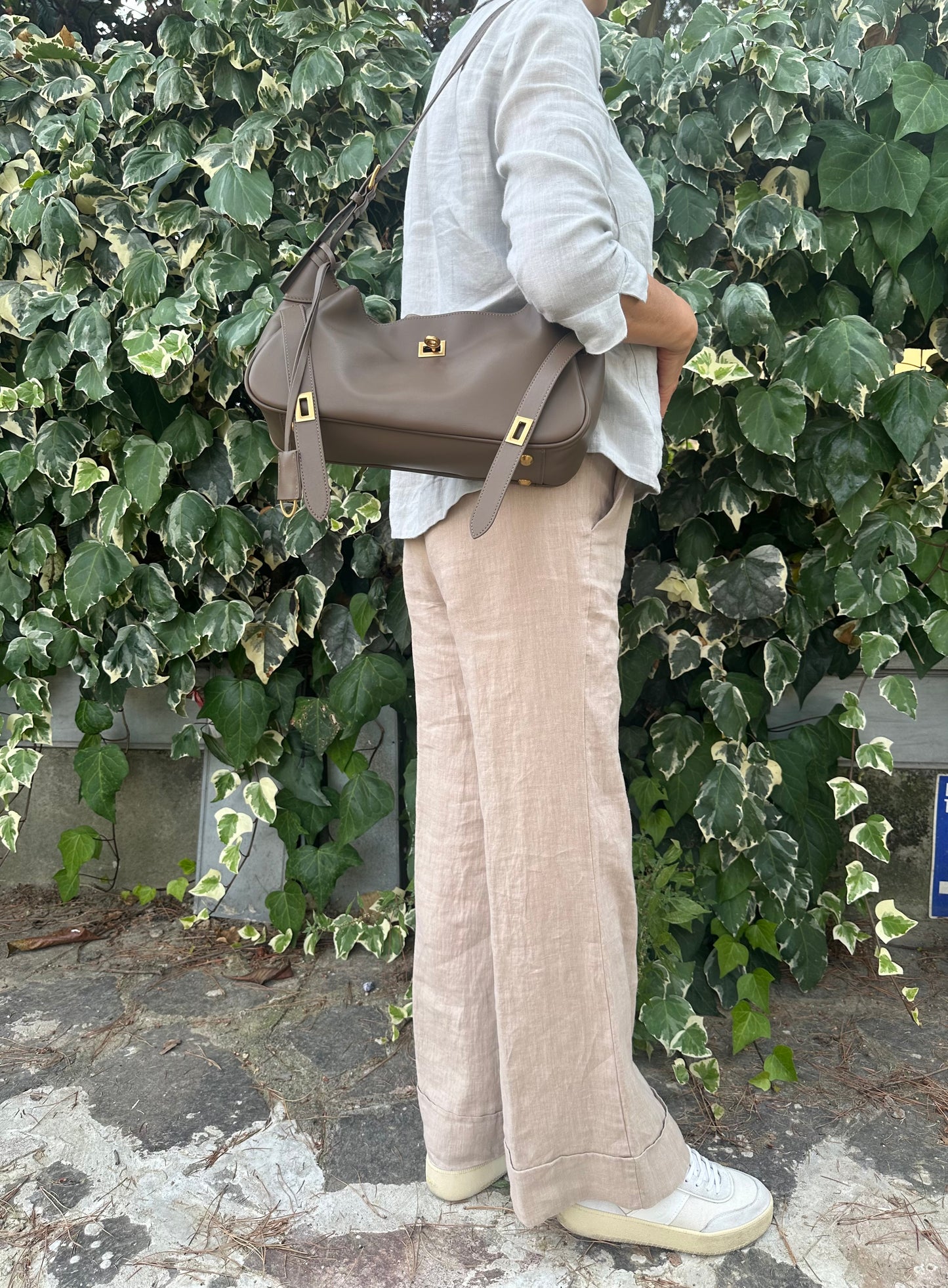SHOULDER MARA