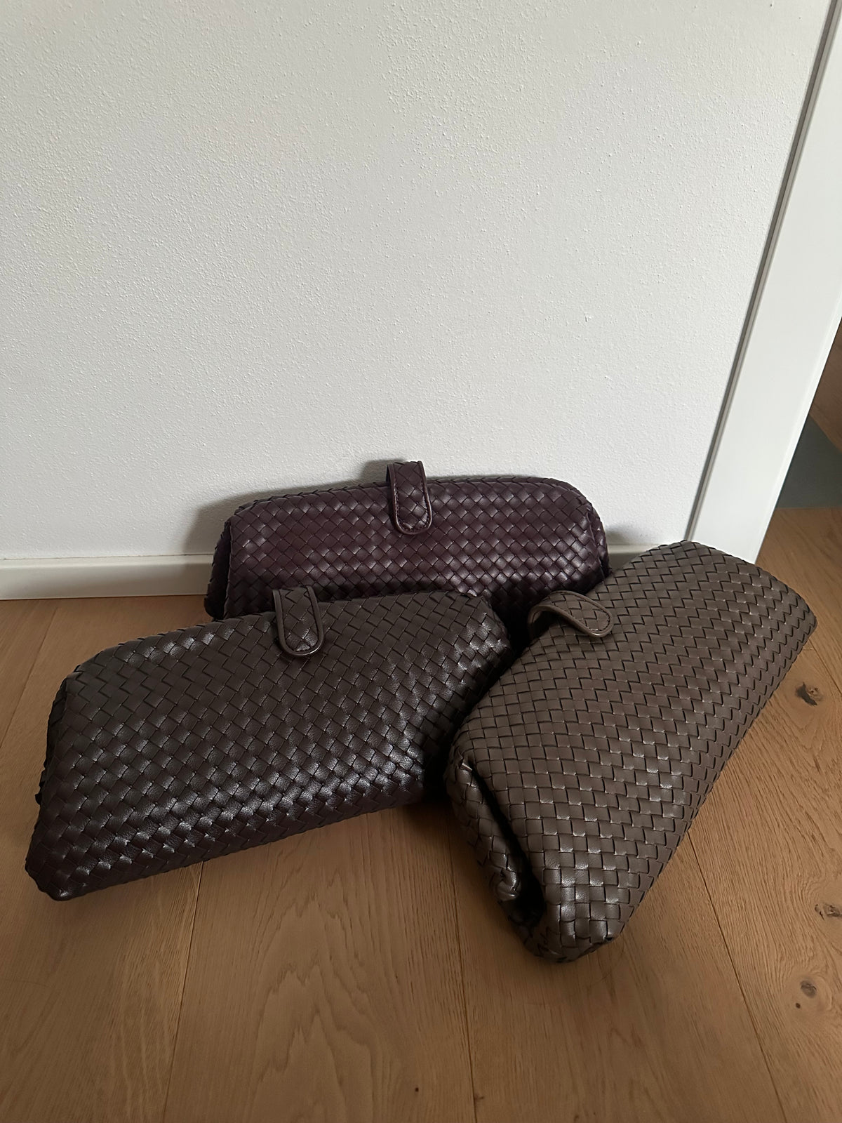 KALA maxi- pochette intrecciata