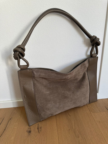 MAXI SAM - suede