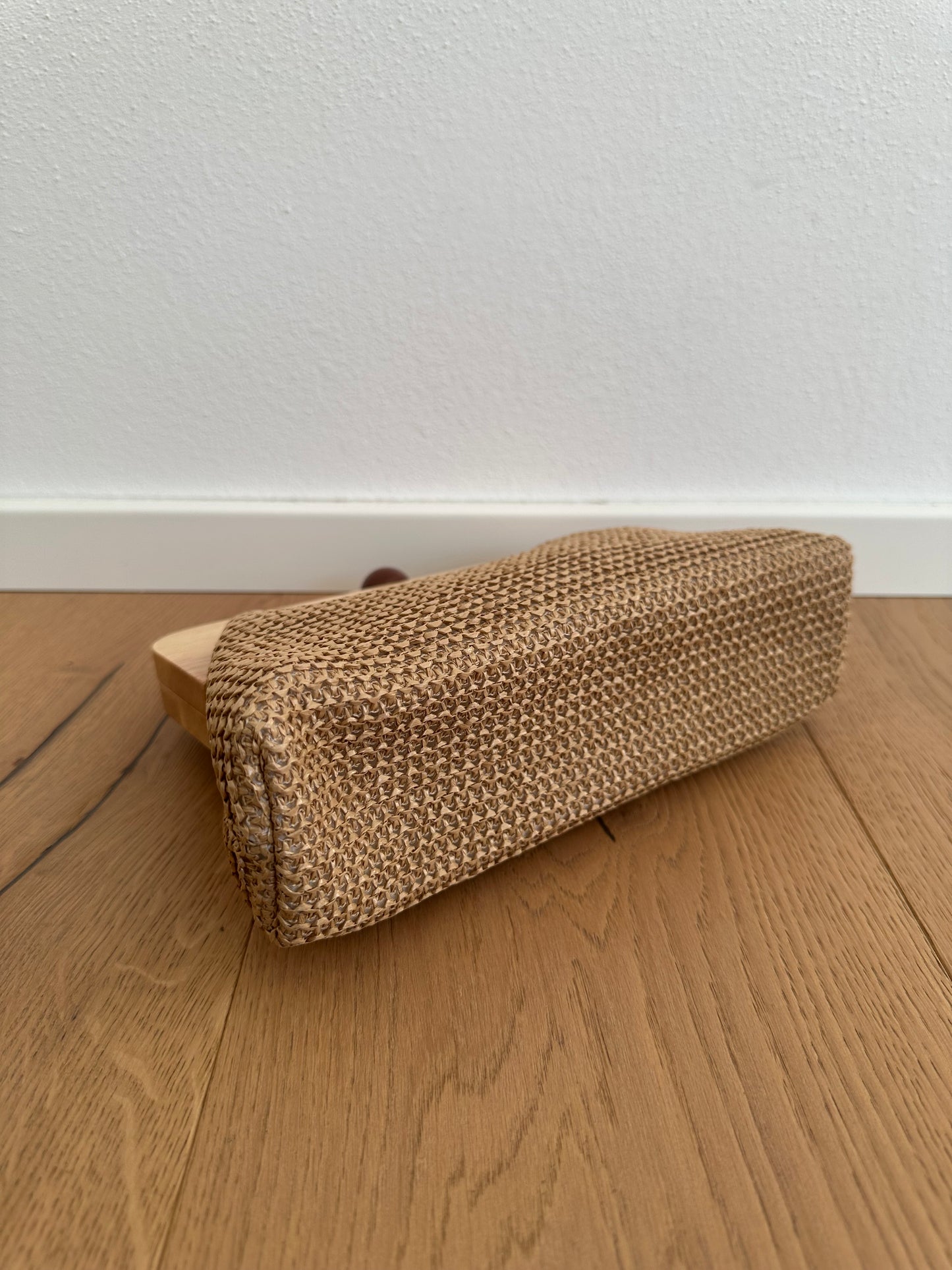 POLLY clutch - rafia e legno