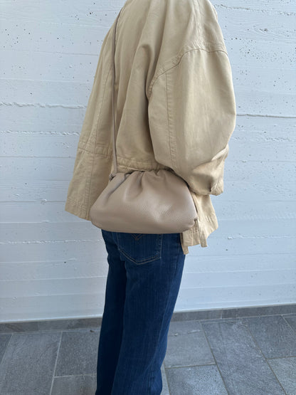 TANIA SMALL- Vera pelle