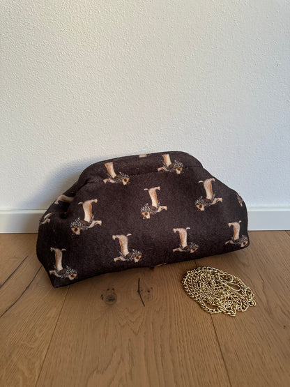 POCHETTE BASSOTTO- tracolla a catena