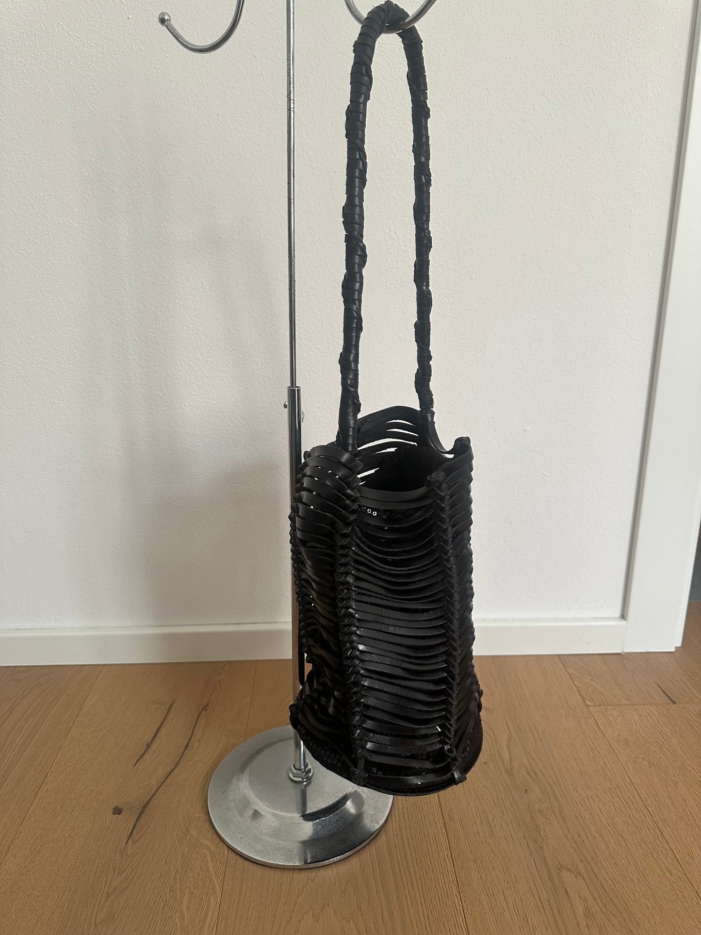 BRIANA PREMIUM- pelle intrecciata