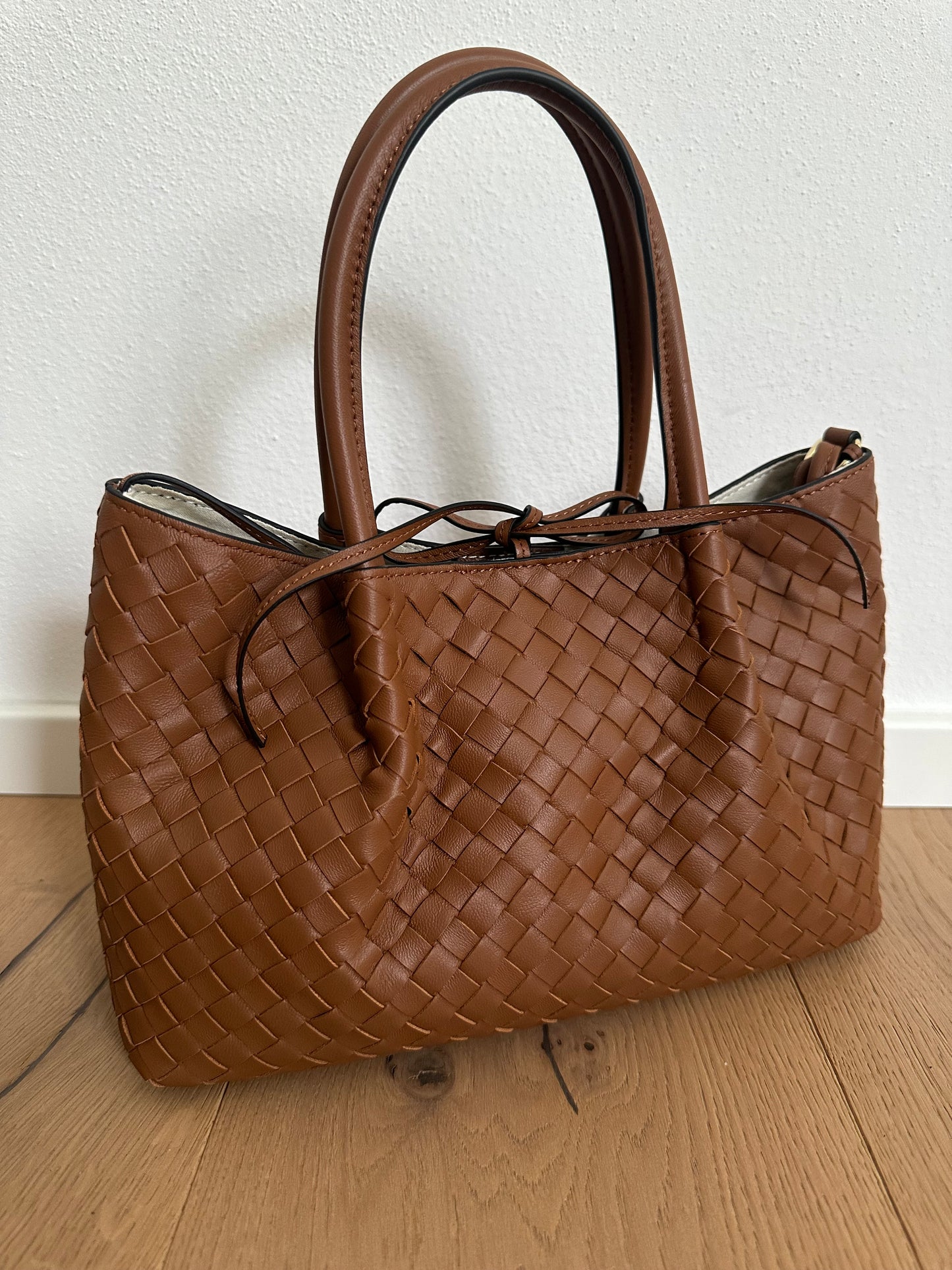 PETRA- woven bag