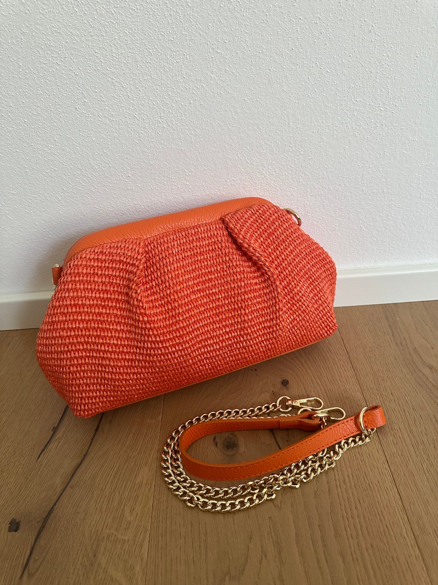 SAMUI - pochette rafia