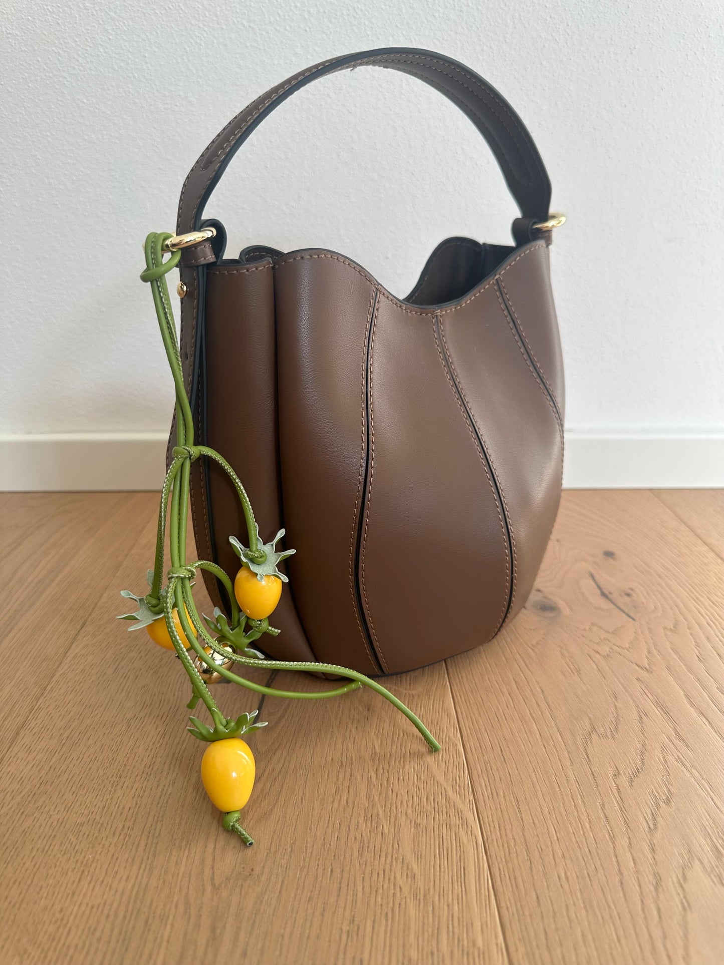 BAG CHARMS- tomato