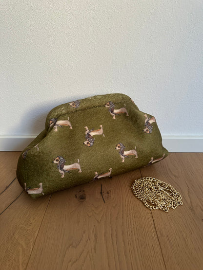 POCHETTE BASSOTTO- tracolla a catena