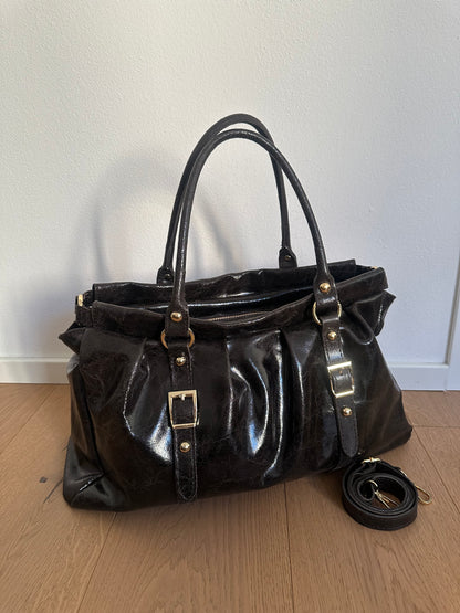 LYNN- borsa grande a spalla, con tracolla