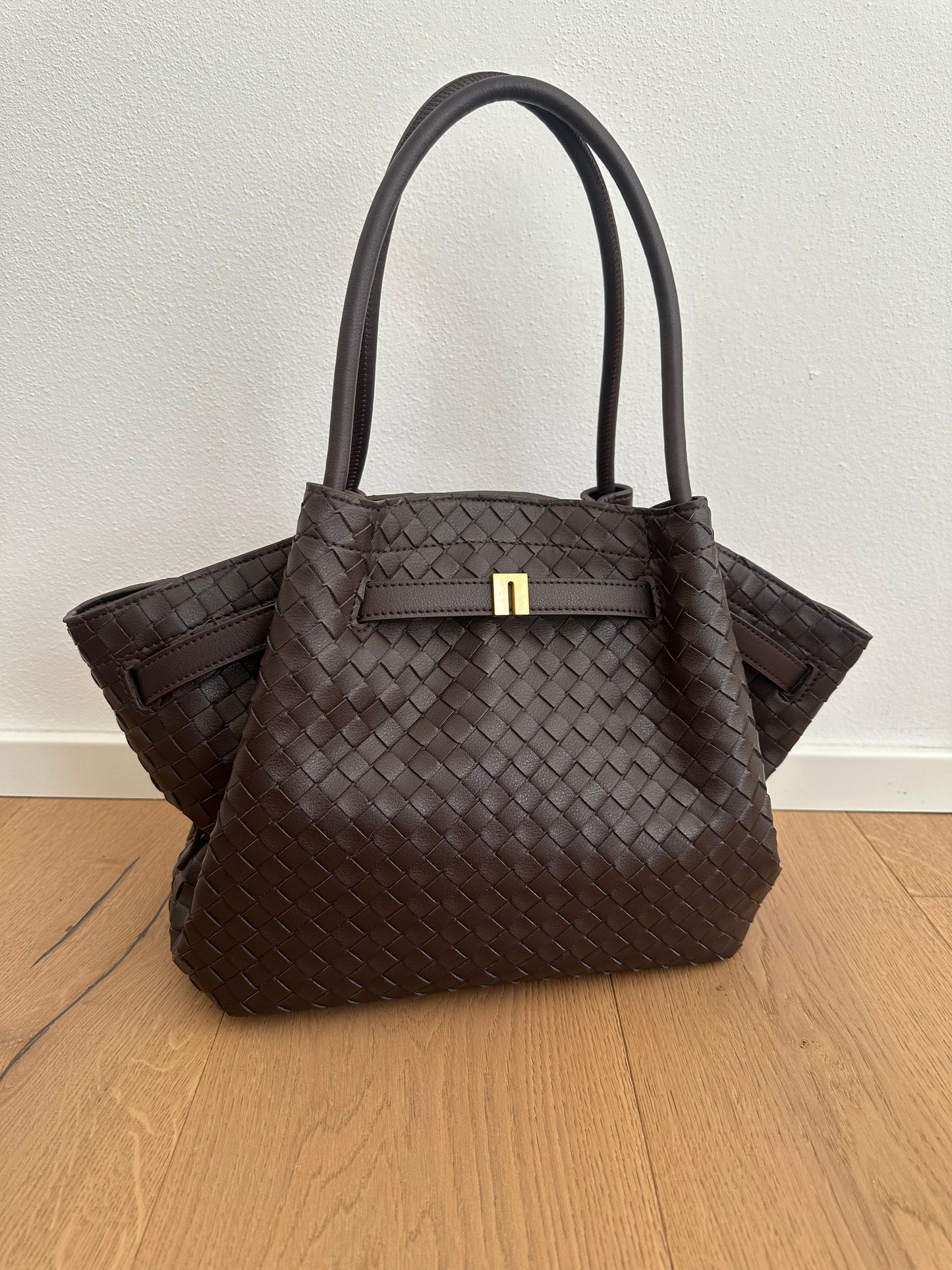 CAROL- woven shoulder bag