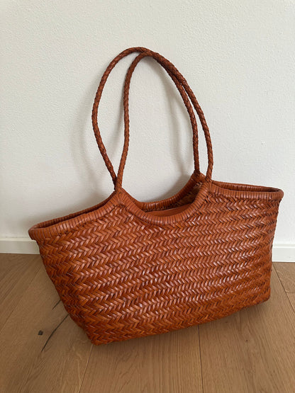 DORA PREMIUM  - large