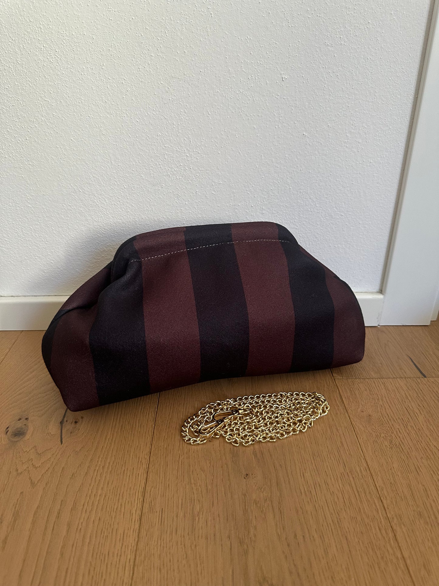 POCHETTE a righe- tracolla a catena