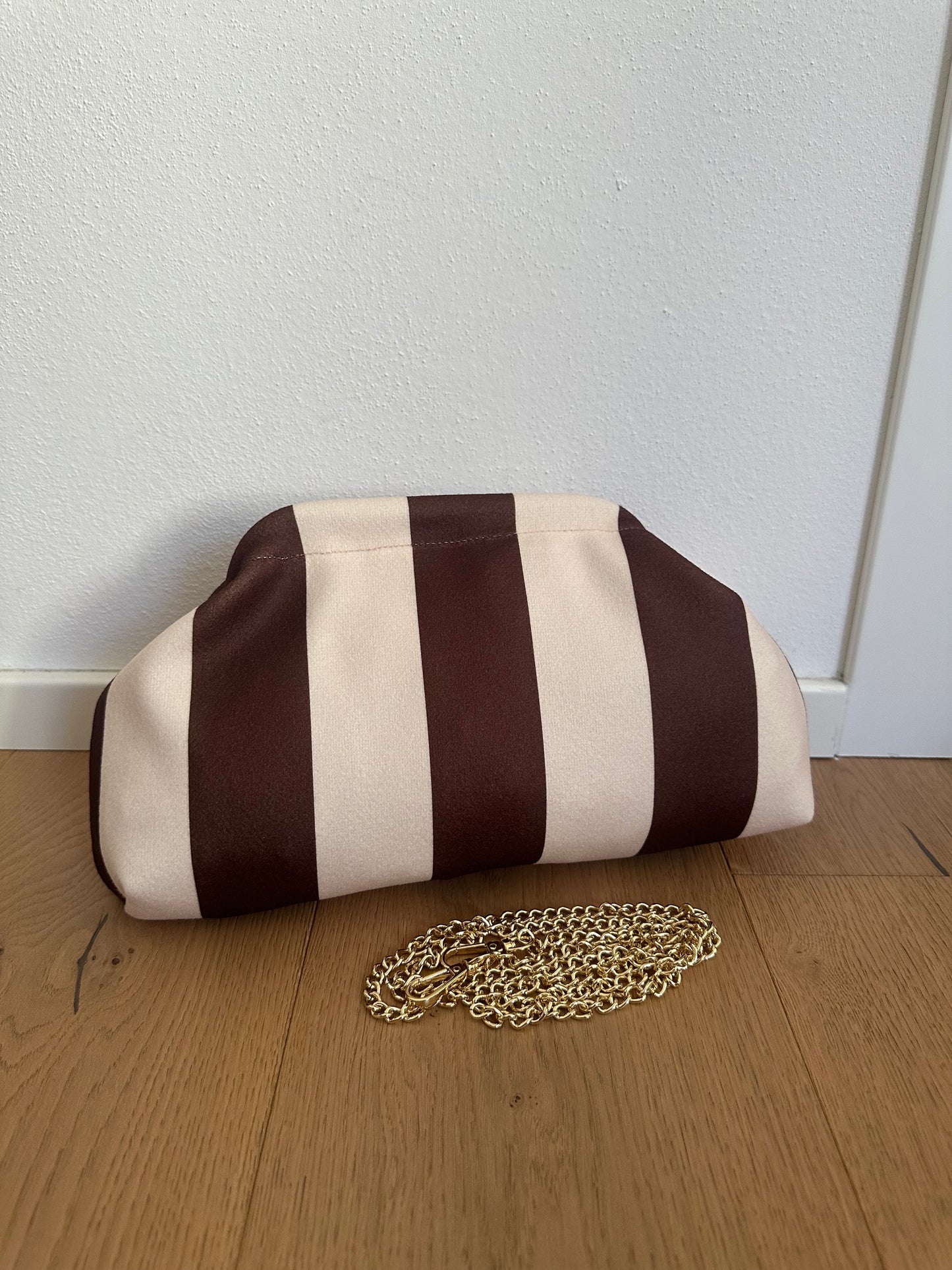 POCHETTE a righe- tracolla a catena