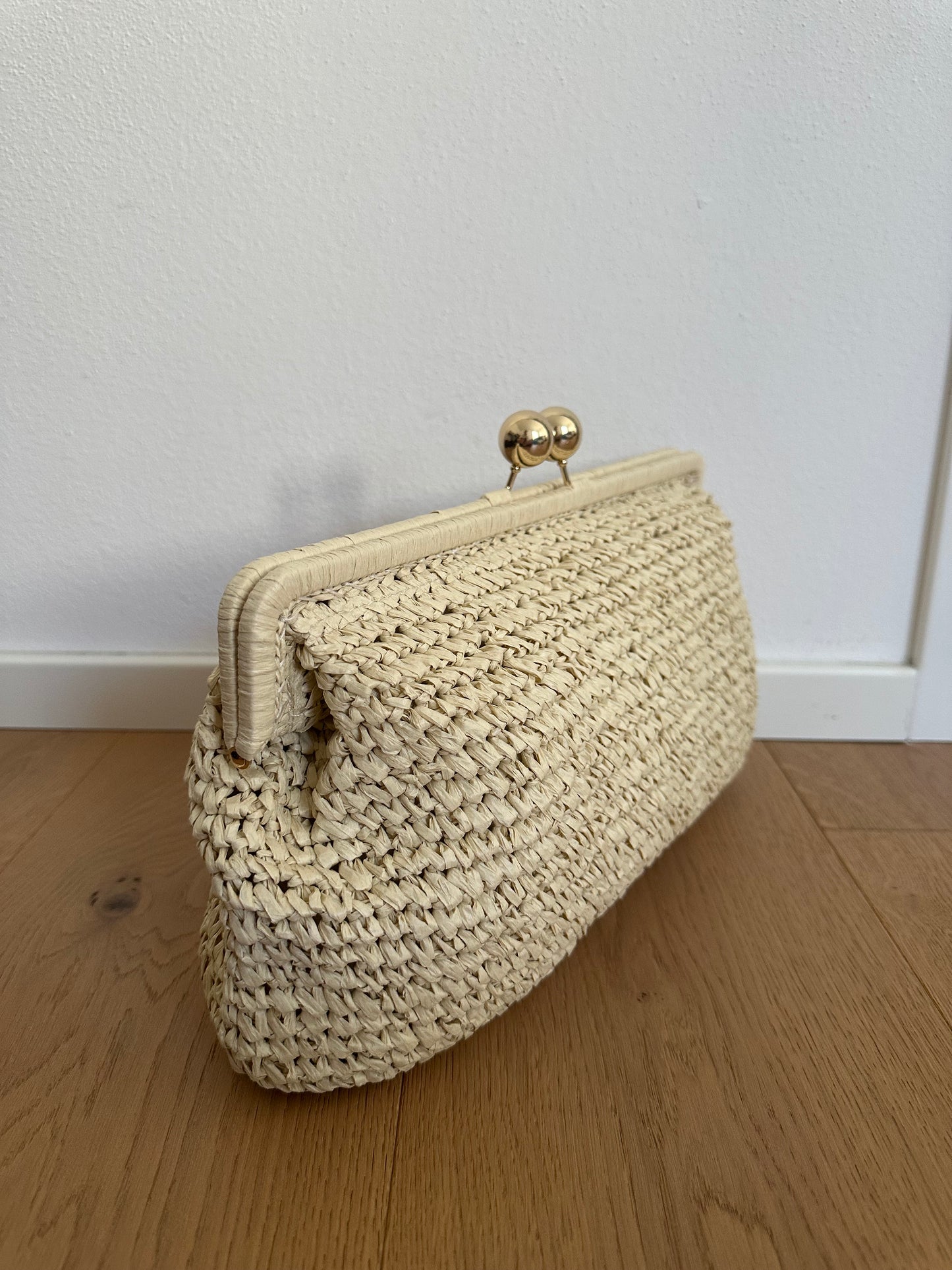 MIYA - Pochette in Rafia