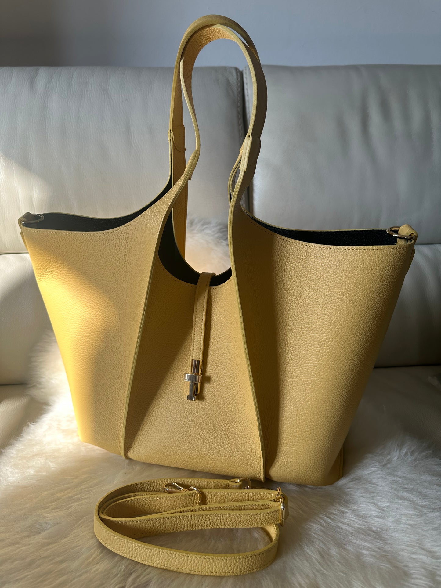 TIMELESS shoulder bag