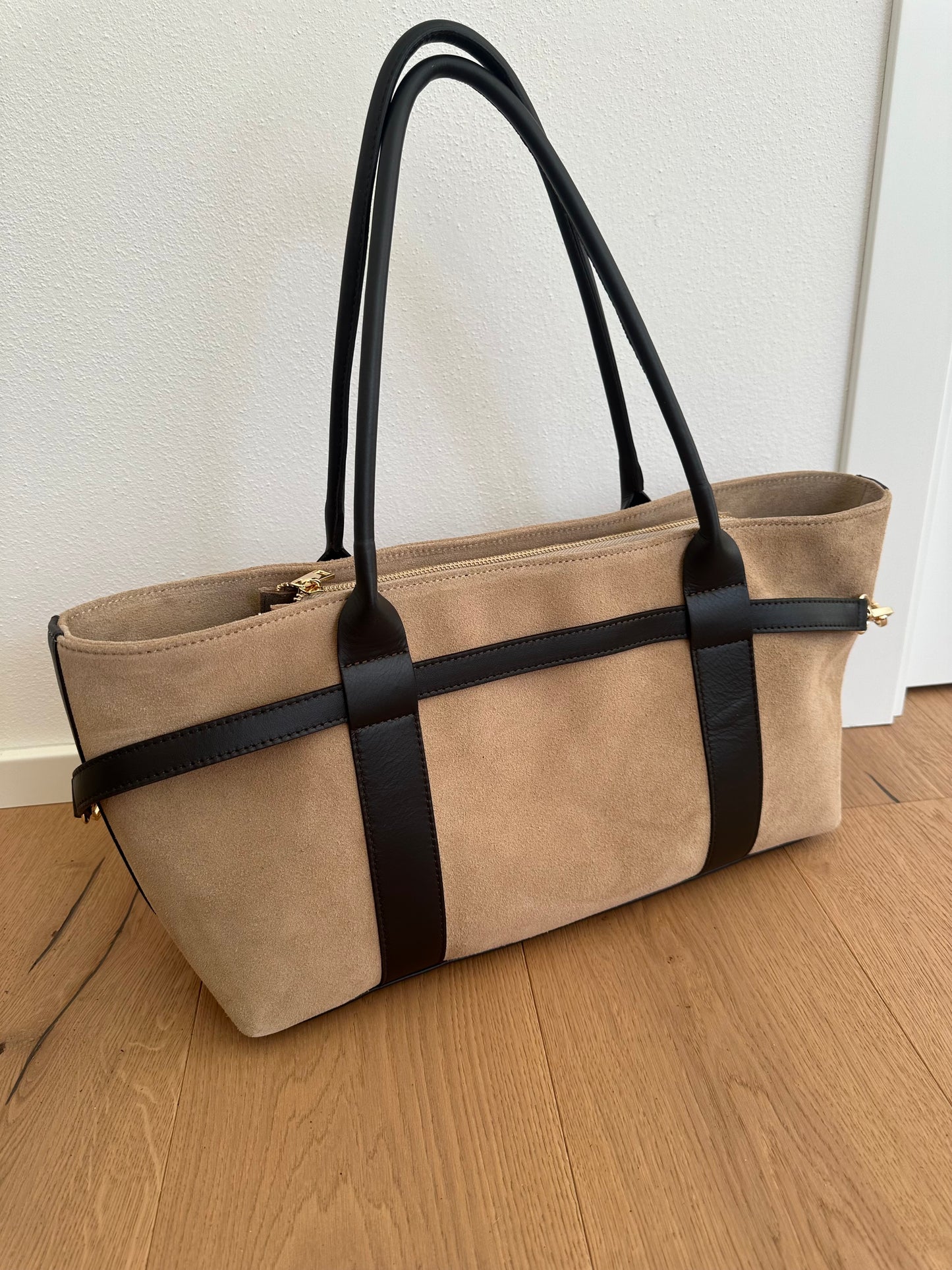 PEONIA- suede