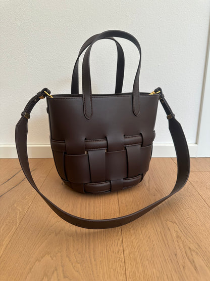 EVELINA- woven bucket