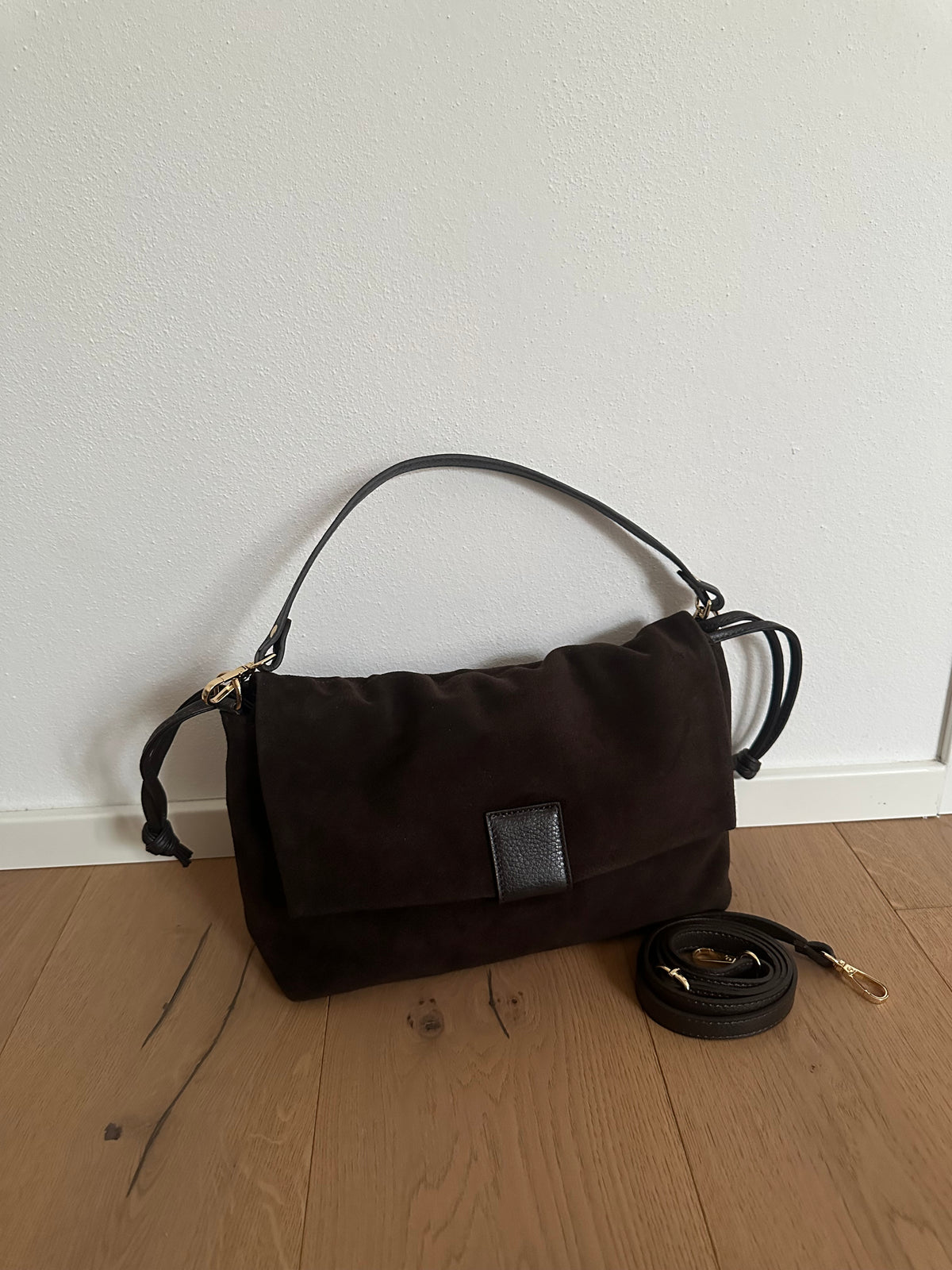 MIKA LARGE camoscio- borsa doppia tracolla