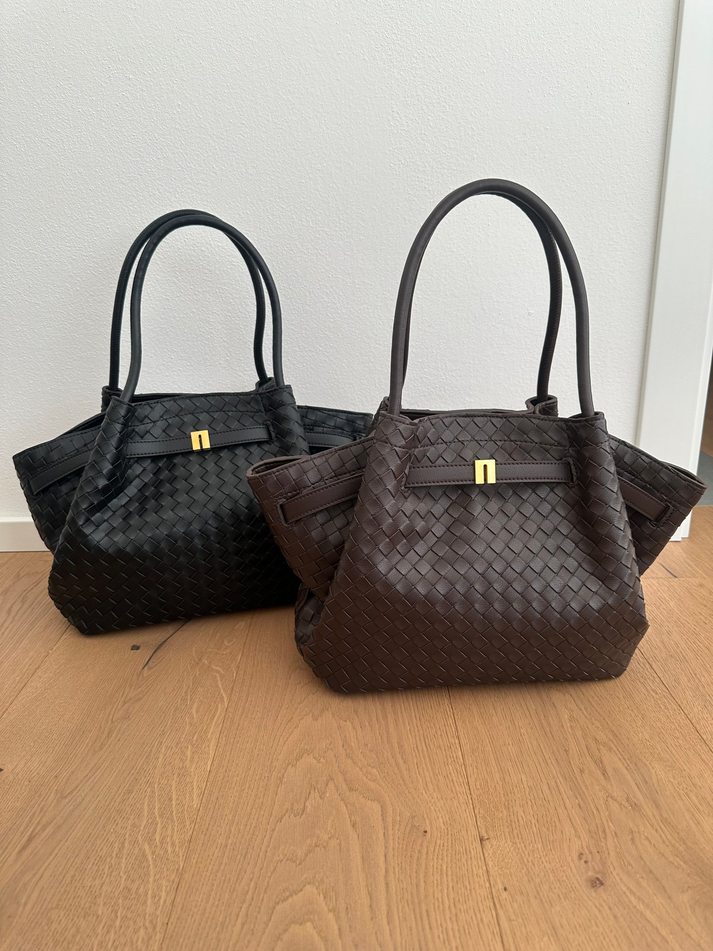 CAROL- woven shoulder bag