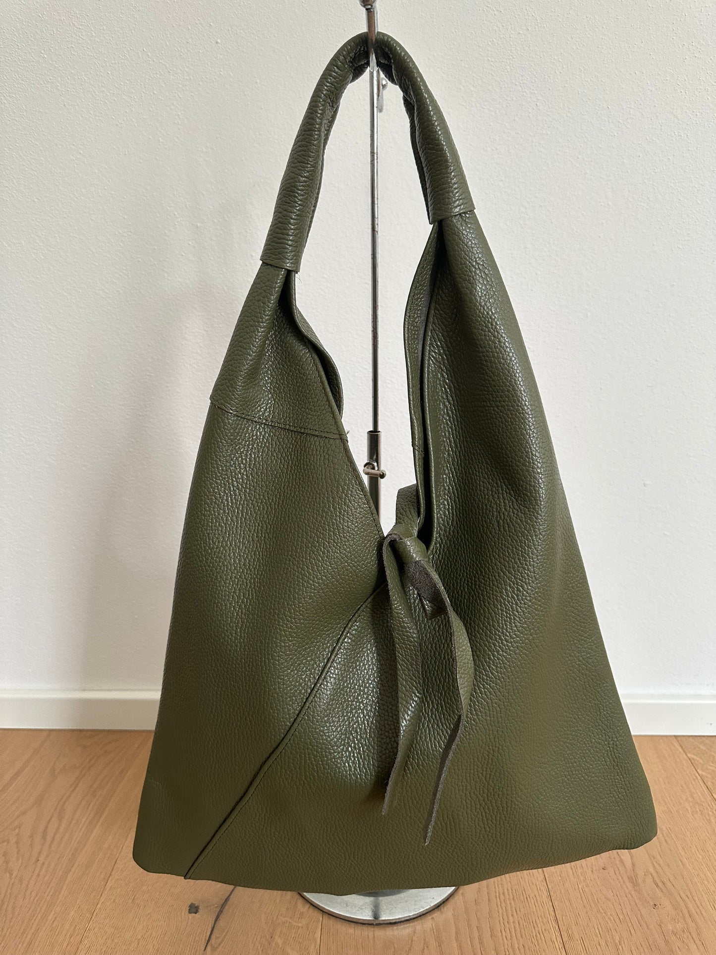 KIKI- hobo bag