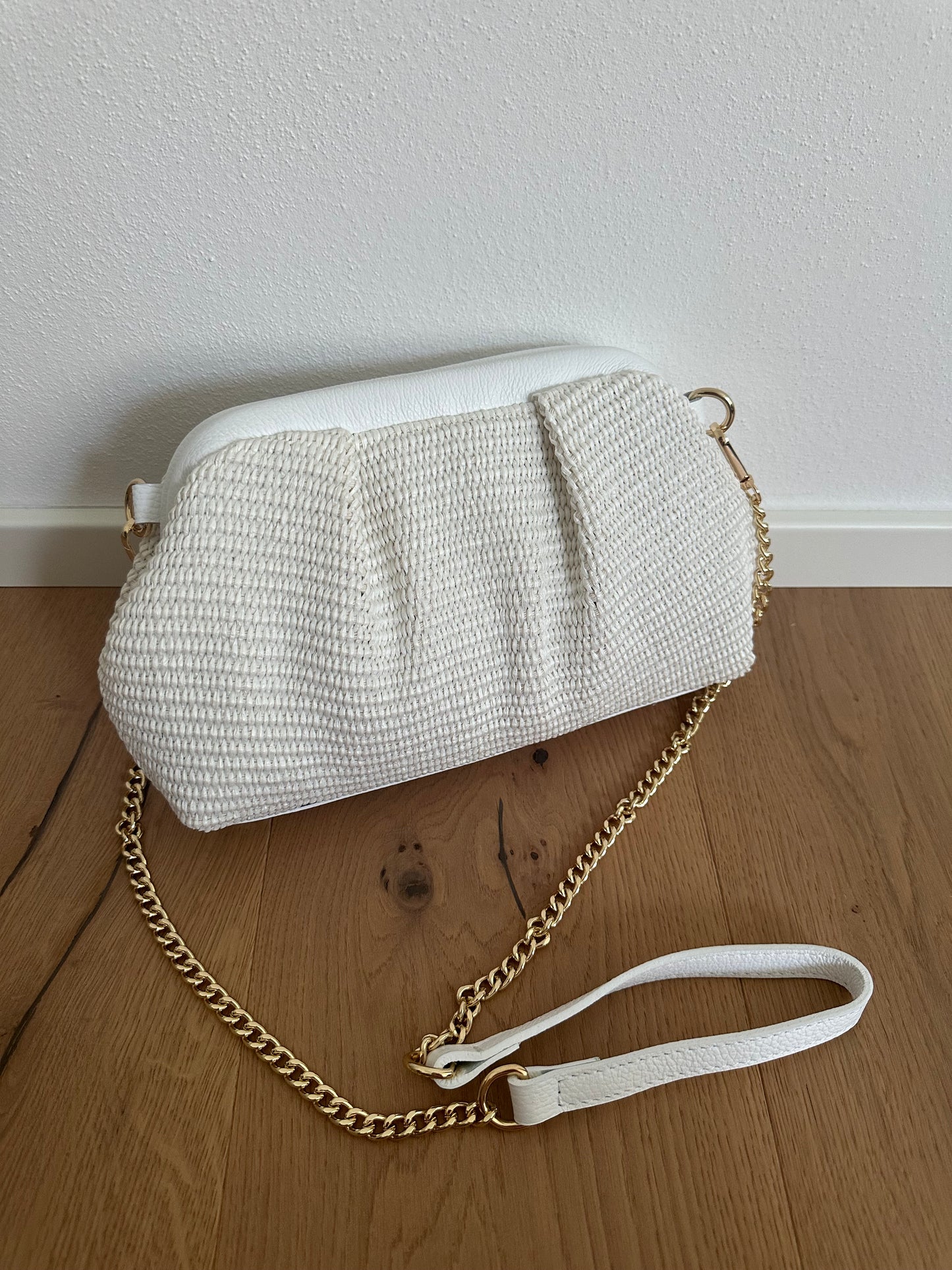 SAMUI - pochette rafia