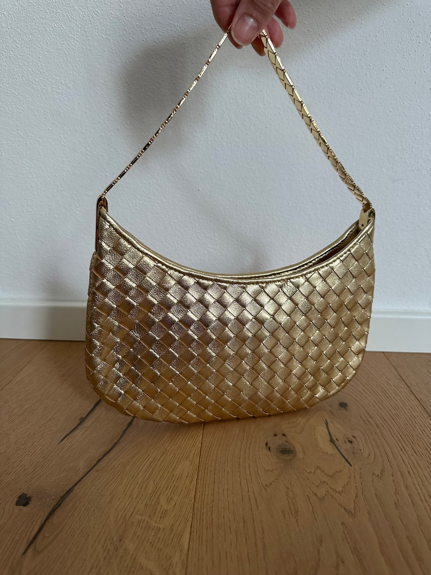 TIARA- Vera pelle intrecciata