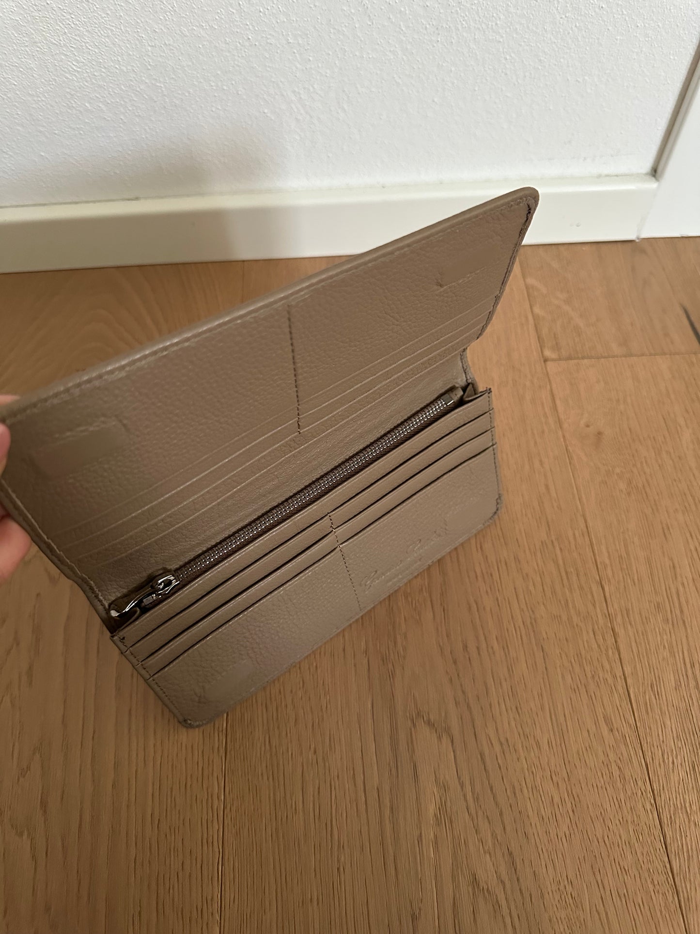 RUBY WALLET- medium